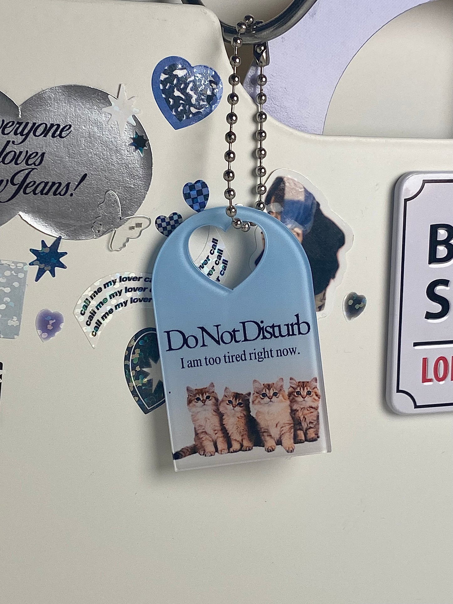 Do Not Disturb door-sign Keychain